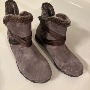 Sketchers Cozy Fur-Lined Women's Boots